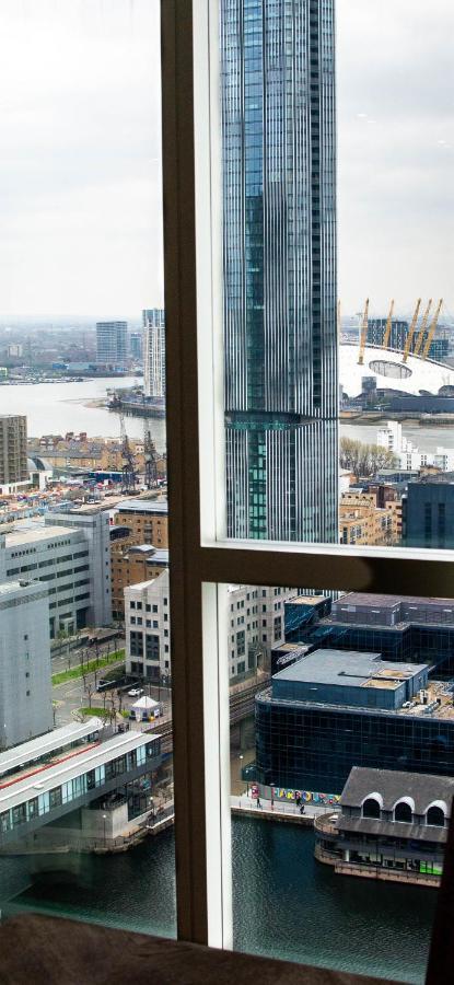 Charles Hope Canary Wharf South Quay Londres Exterior foto